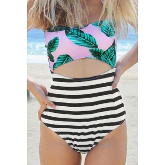 Cupshe Other - Cupshe Floral and Striped One-Piece with Cutouts, size S